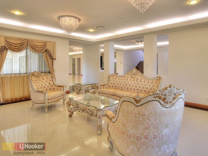 2 Amber Close, Eight Mile Plains QLD 4113