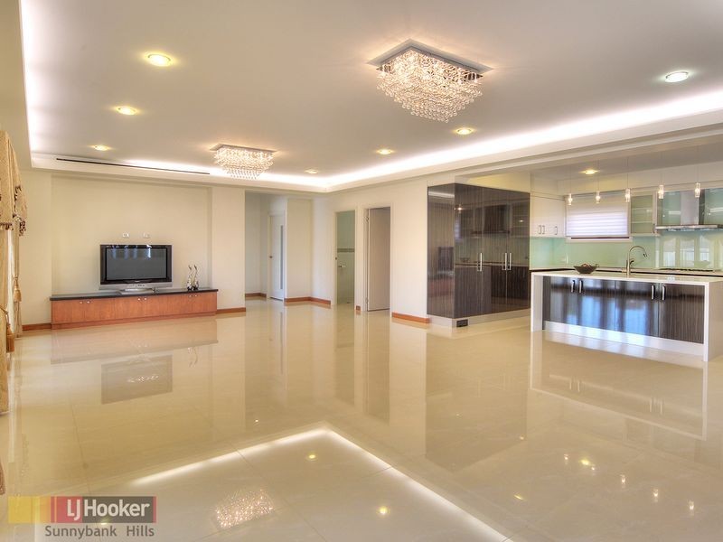 2 Amber Close, Eight Mile Plains QLD 4113