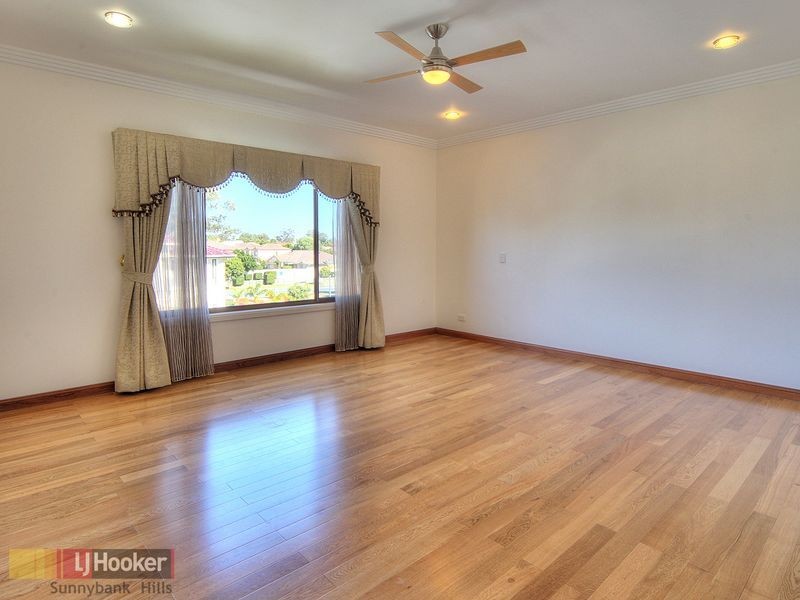 2 Amber Close, Eight Mile Plains QLD 4113