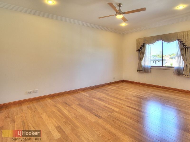 2 Amber Close, Eight Mile Plains QLD 4113