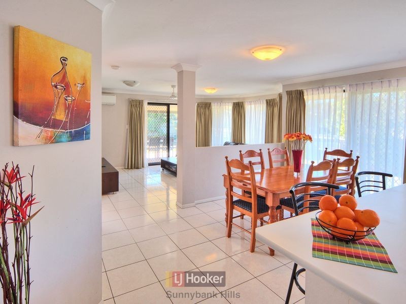 24 Stratus Place, Calamvale QLD 4116