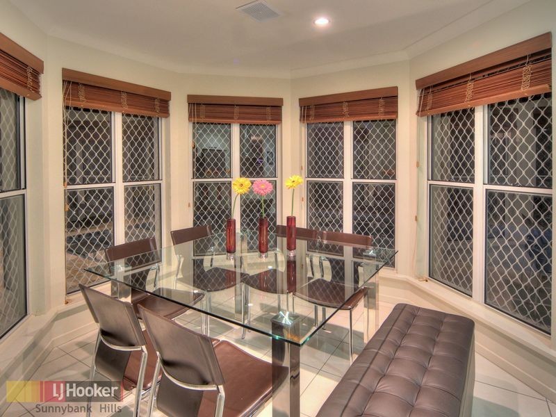 14 Lincoln Place, Stretton QLD 4116