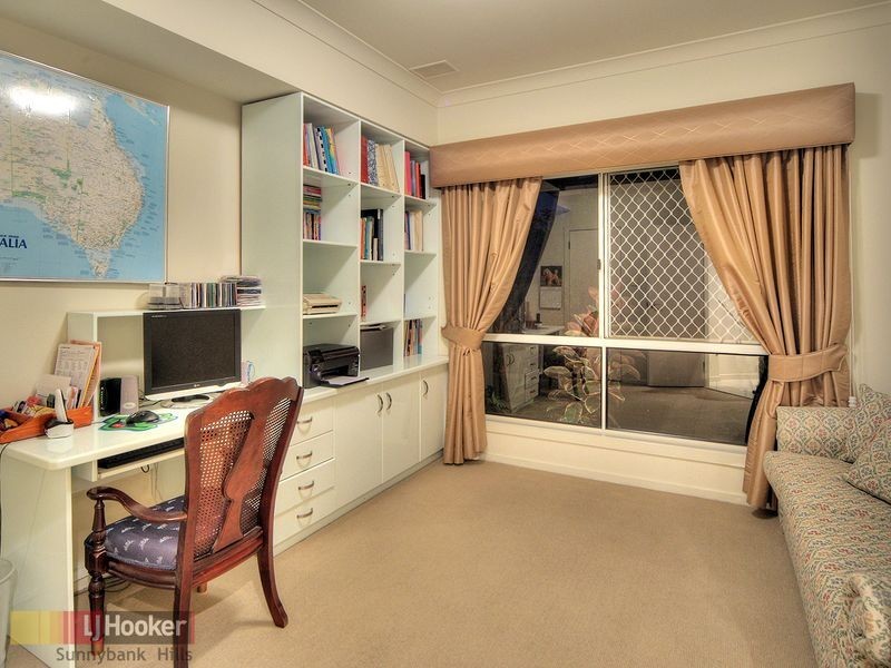 14 Lincoln Place, Stretton QLD 4116