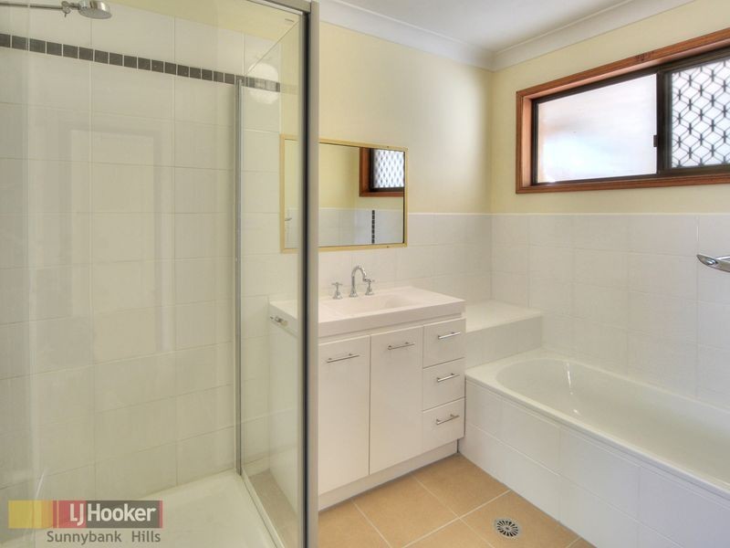 35 Pear Street, Runcorn QLD 4113