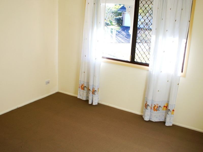 1 Strover Court, Springwood QLD 4127