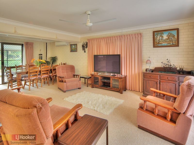 16 Cressbrook Street, Eight Mile Plains QLD 4113