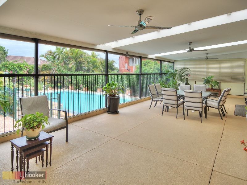 16 Cressbrook Street, Eight Mile Plains QLD 4113