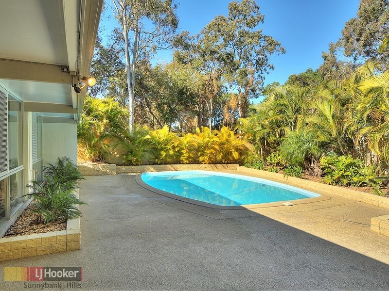 30 Dunstable Street, Macgregor QLD 4109