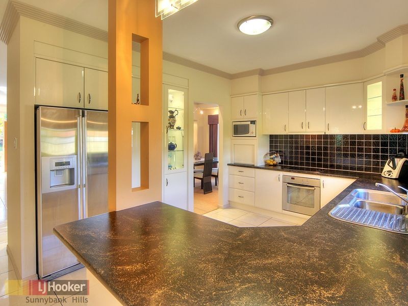 11 Waldman Place, Kuraby QLD 4112