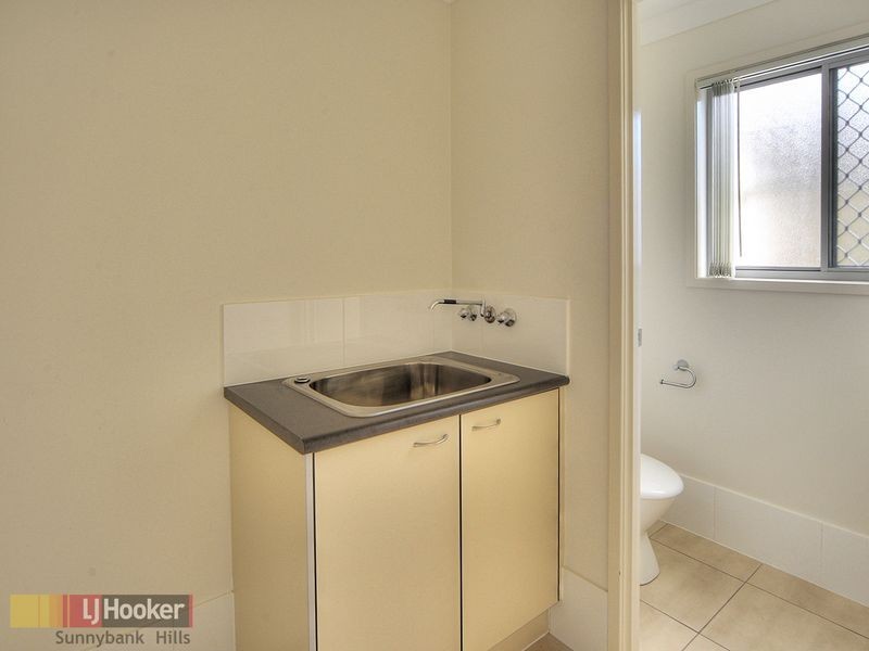 8/2311 Logan Road, Eight Mile Plains QLD 4113