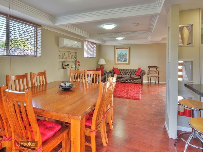 11 Le Grand Street, Macgregor QLD 4109