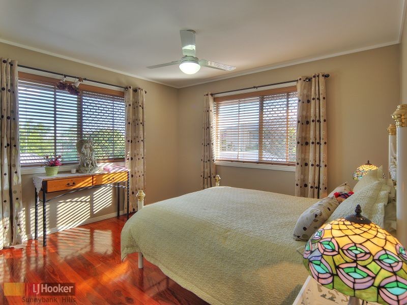 11 Le Grand Street, Macgregor QLD 4109