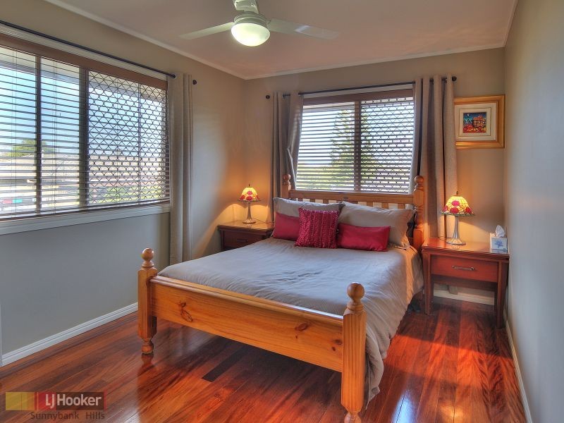 11 Le Grand Street, Macgregor QLD 4109