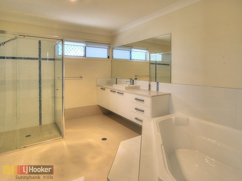 130 The Avenue, Sunnybank Hills QLD 4109