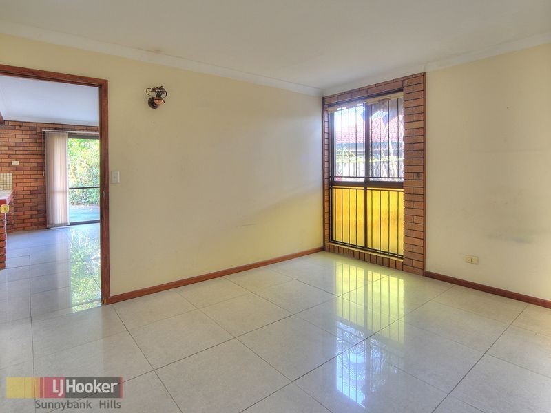 23 Yamal Street, Robertson QLD 4109