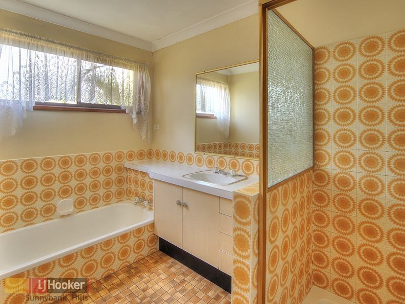 23 Yamal Street, Robertson QLD 4109