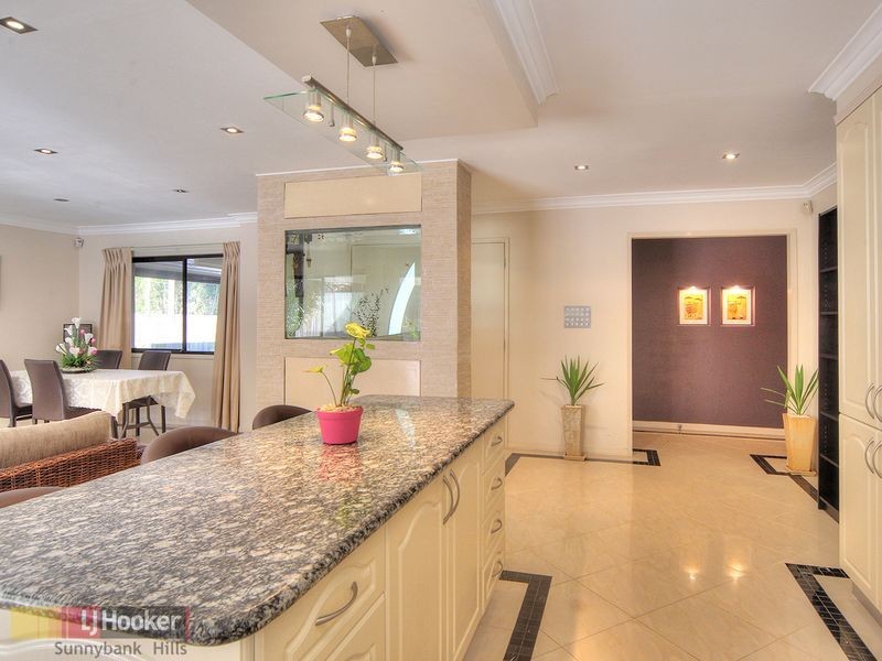 28 Turnmill Street, Macgregor QLD 4109