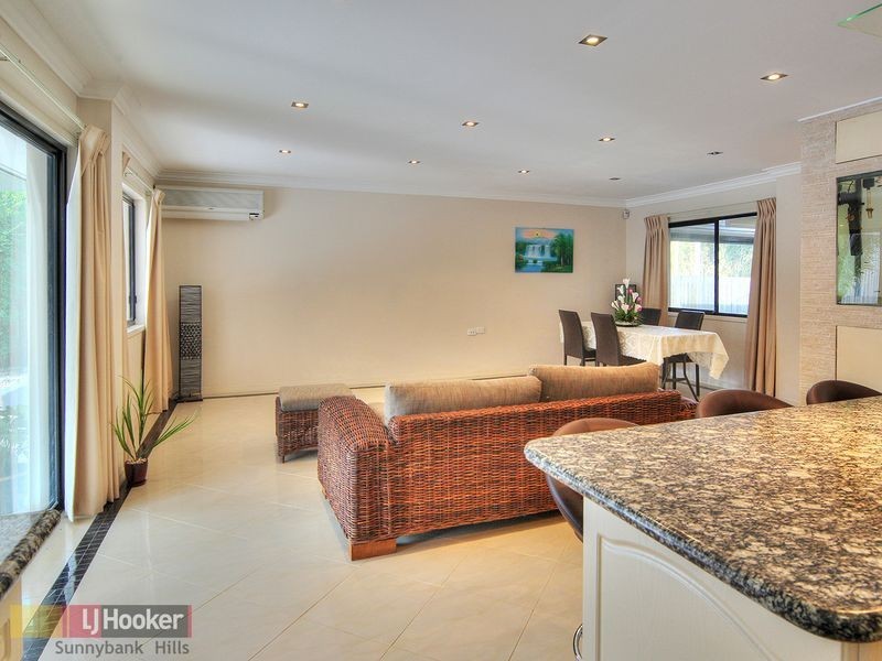 28 Turnmill Street, Macgregor QLD 4109