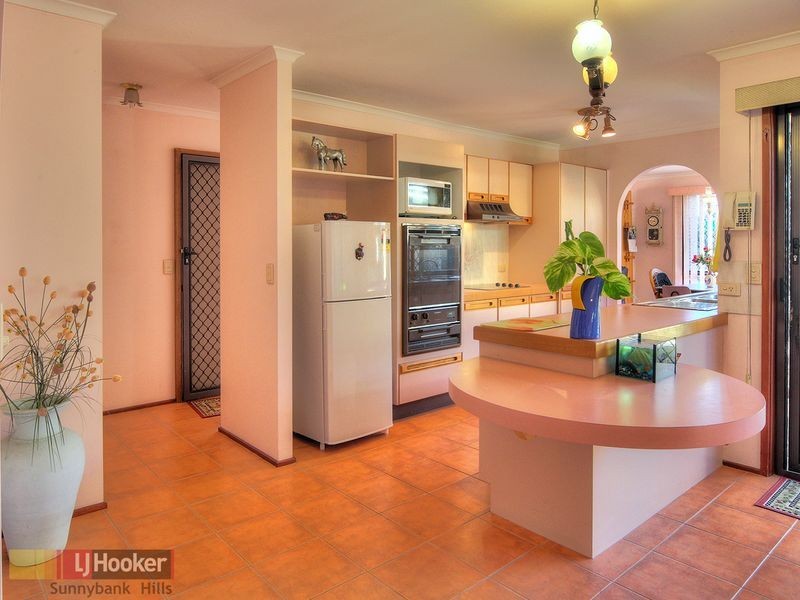 8 Commodore Street, Sunnybank Hills QLD 4109