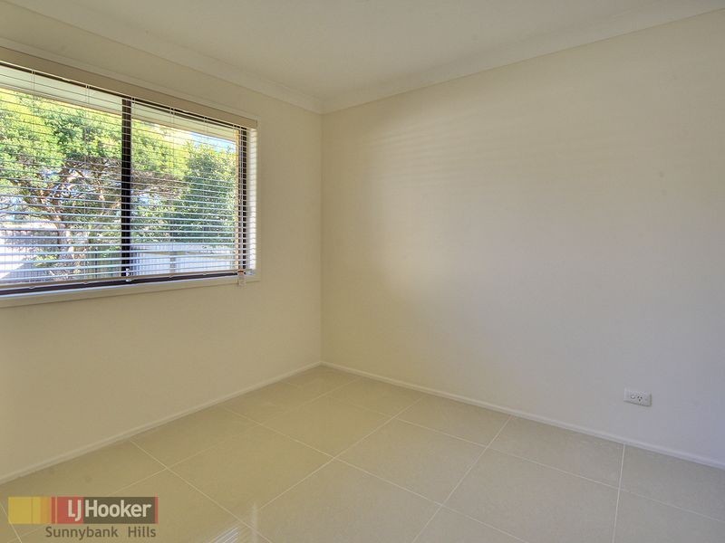 18 Tanglewood Street, Runcorn QLD 4113