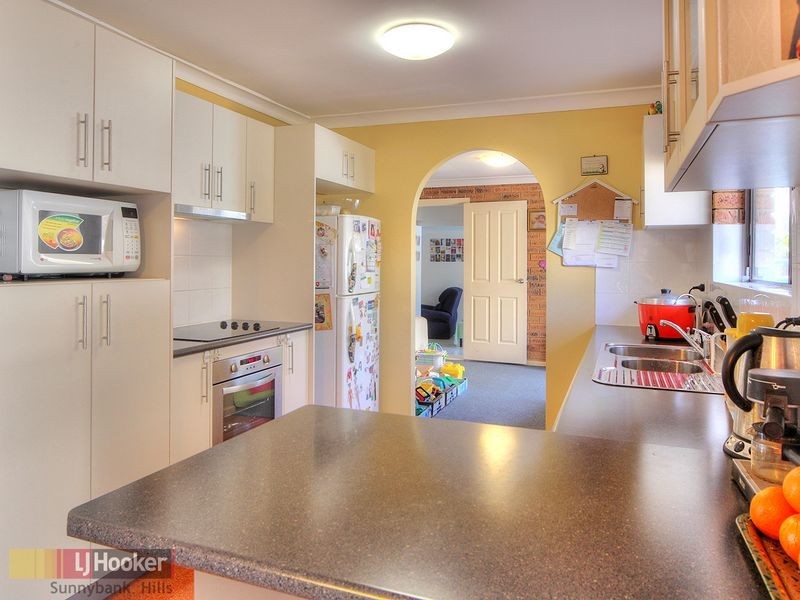 2 Allamanda Street, Runcorn QLD 4113