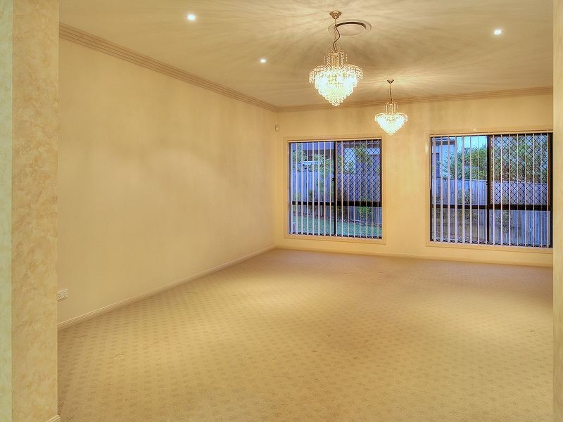 86 Birchwood Place, Stretton QLD 4116