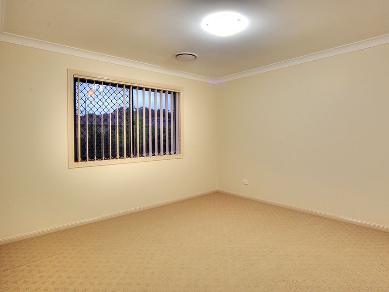 86 Birchwood Place, Stretton QLD 4116