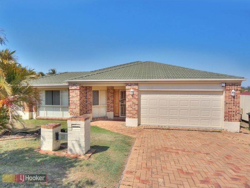 11 Strathaird Place, Parkinson QLD 4115