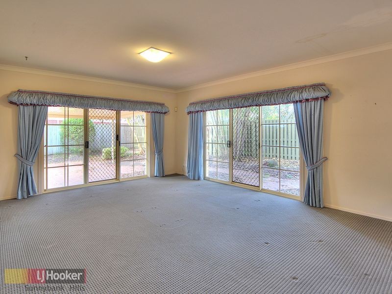 46 Honeysuckle Way, Calamvale QLD 4116