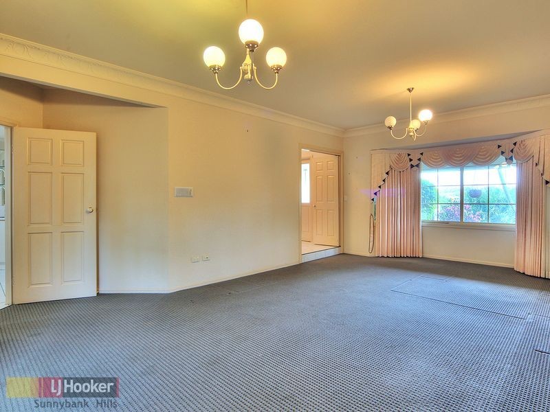 46 Honeysuckle Way, Calamvale QLD 4116