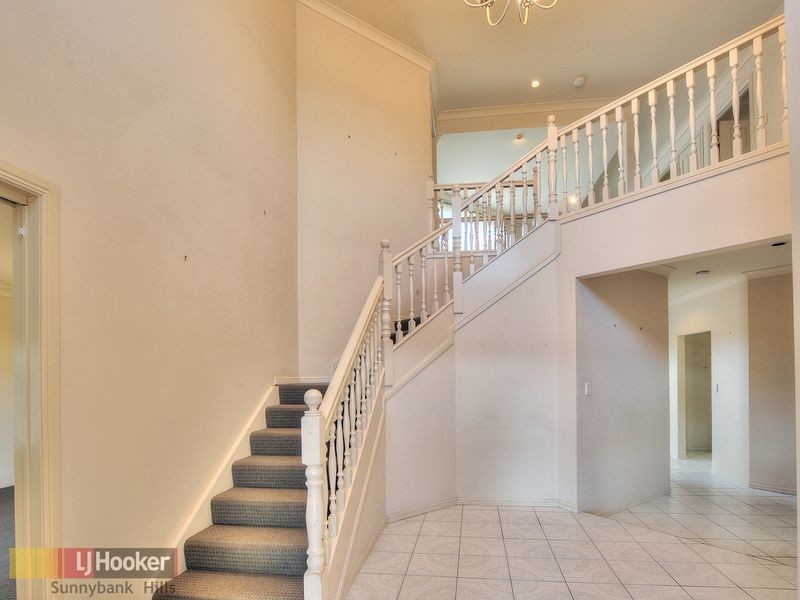 46 Honeysuckle Way, Calamvale QLD 4116