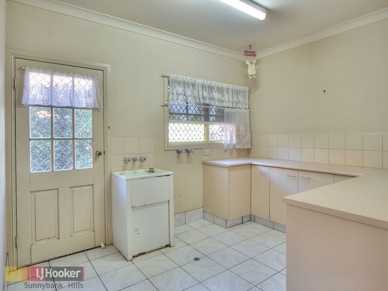 46 Honeysuckle Way, Calamvale QLD 4116