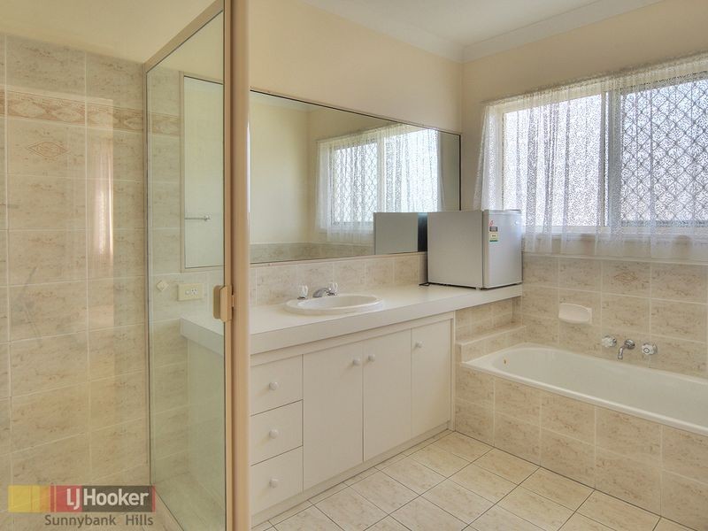 36 The Avenue, Sunnybank Hills QLD 4109