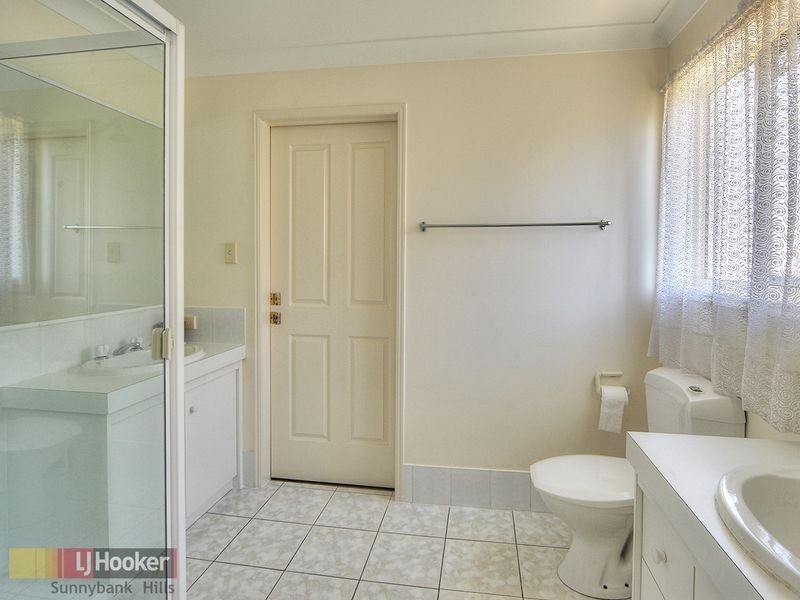 36 The Avenue, Sunnybank Hills QLD 4109