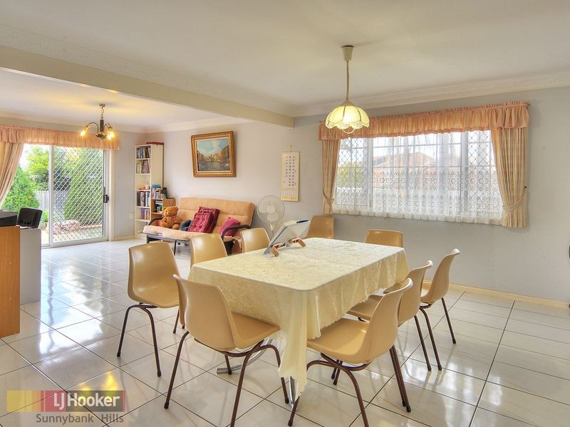 49 Maywood Crescent, Calamvale QLD 4116