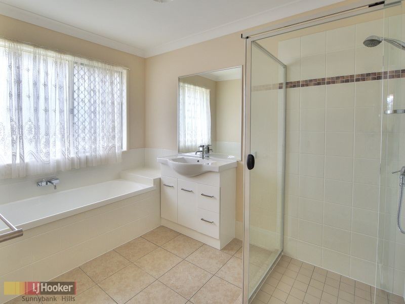 6 Bridgewater Close, Drewvale QLD 4116