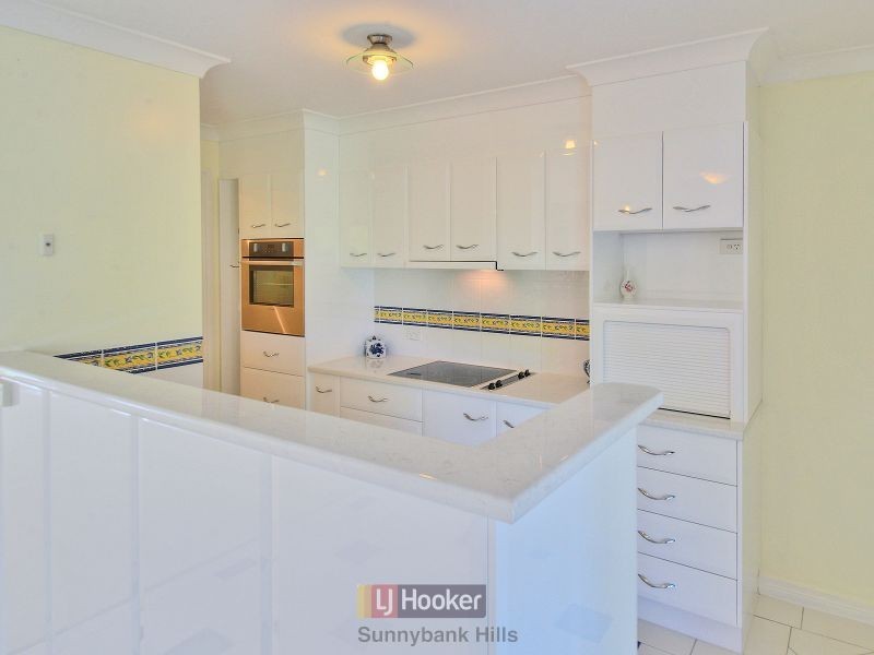 1/70 Delfin Drive, Macgregor QLD 4109