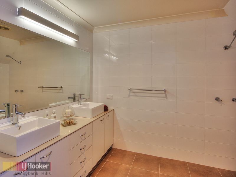 16-18 Rangeview Street, Rochedale South QLD 4123