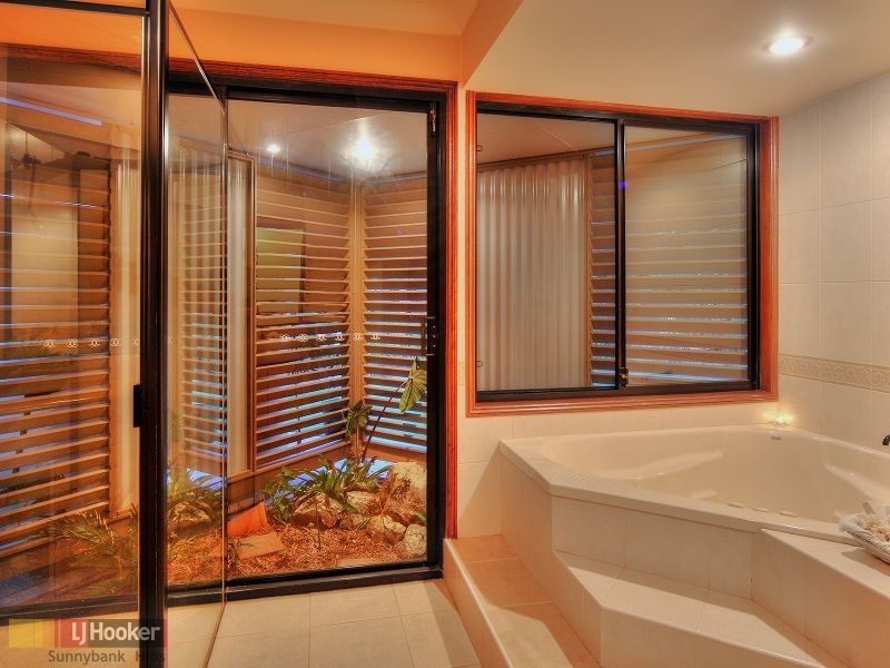 74 Prospect Street, Parkinson QLD 4115