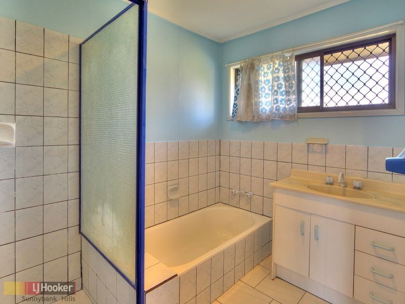 10 Cambooya Street, Sunnybank Hills QLD 4109