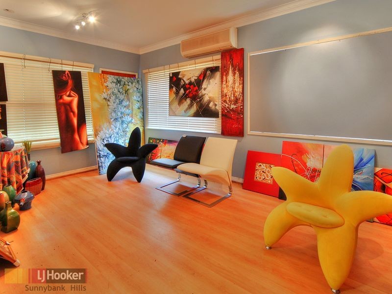 2469 Logan Road, Eight Mile Plains QLD 4113