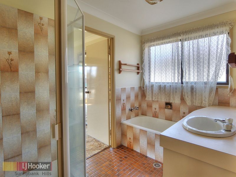 12 Tanglewood Street, Runcorn QLD 4113