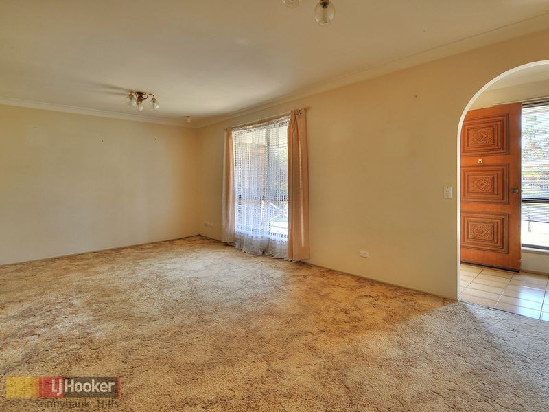 12 Tanglewood Street, Runcorn QLD 4113