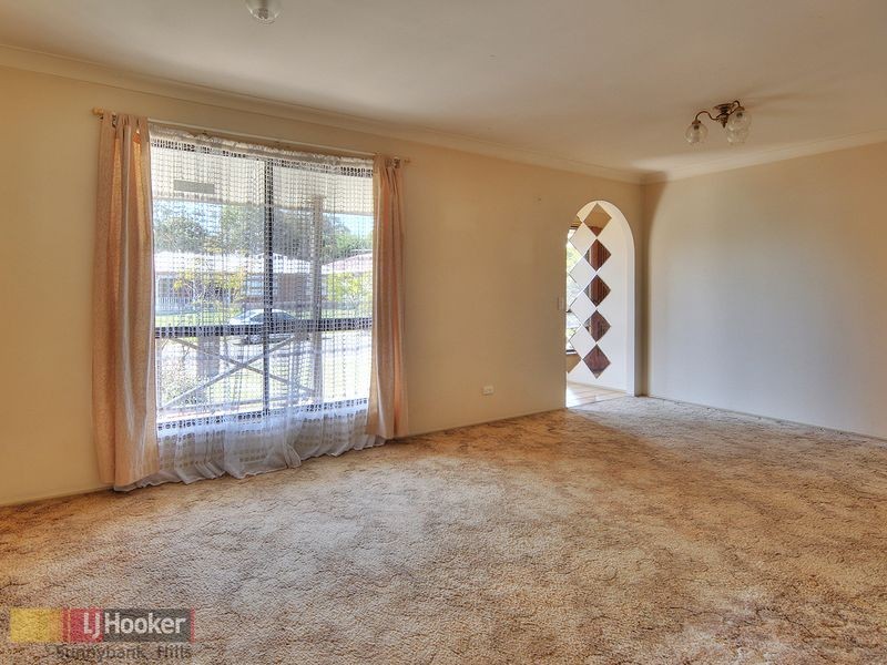 12 Tanglewood Street, Runcorn QLD 4113