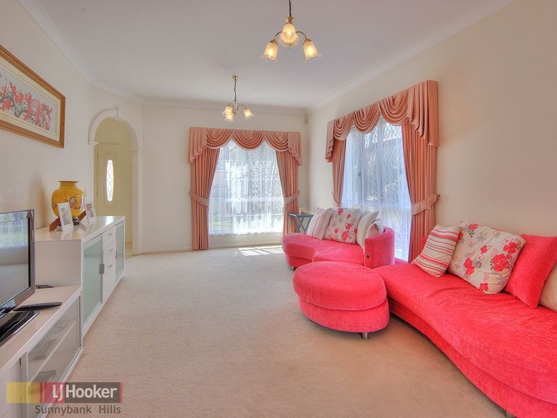 22 Charles Place, Runcorn QLD 4113