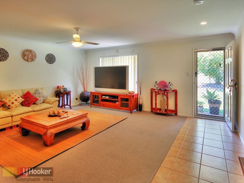 15 Huegill Street, Calamvale QLD 4116
