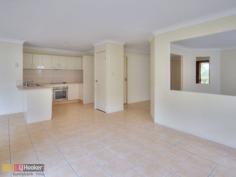 13 Naracoorte Place, Parkinson QLD 4115