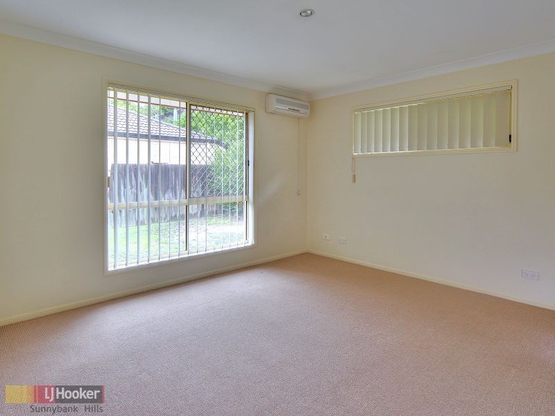 13 Naracoorte Place, Parkinson QLD 4115