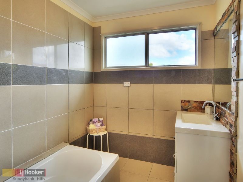 2 Cambus Street, Runcorn QLD 4113