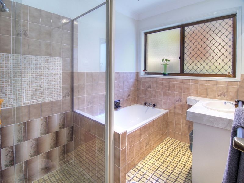 27 Flintstone Street, Sunnybank Hills QLD 4109